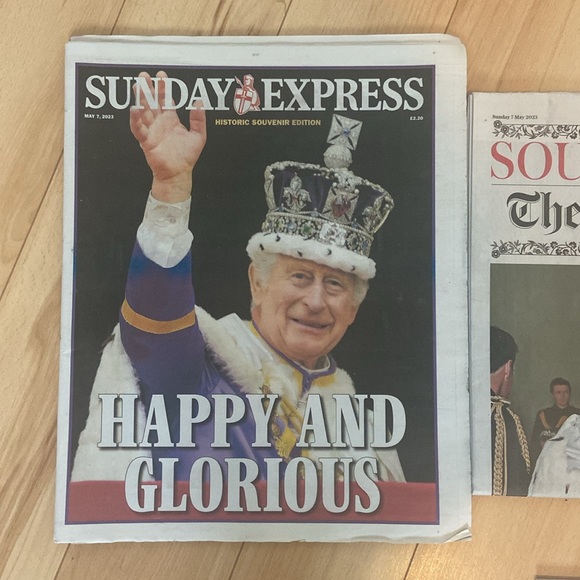 King Charles Coronation Officiall Souvenir Programme - Picture 3 of 5